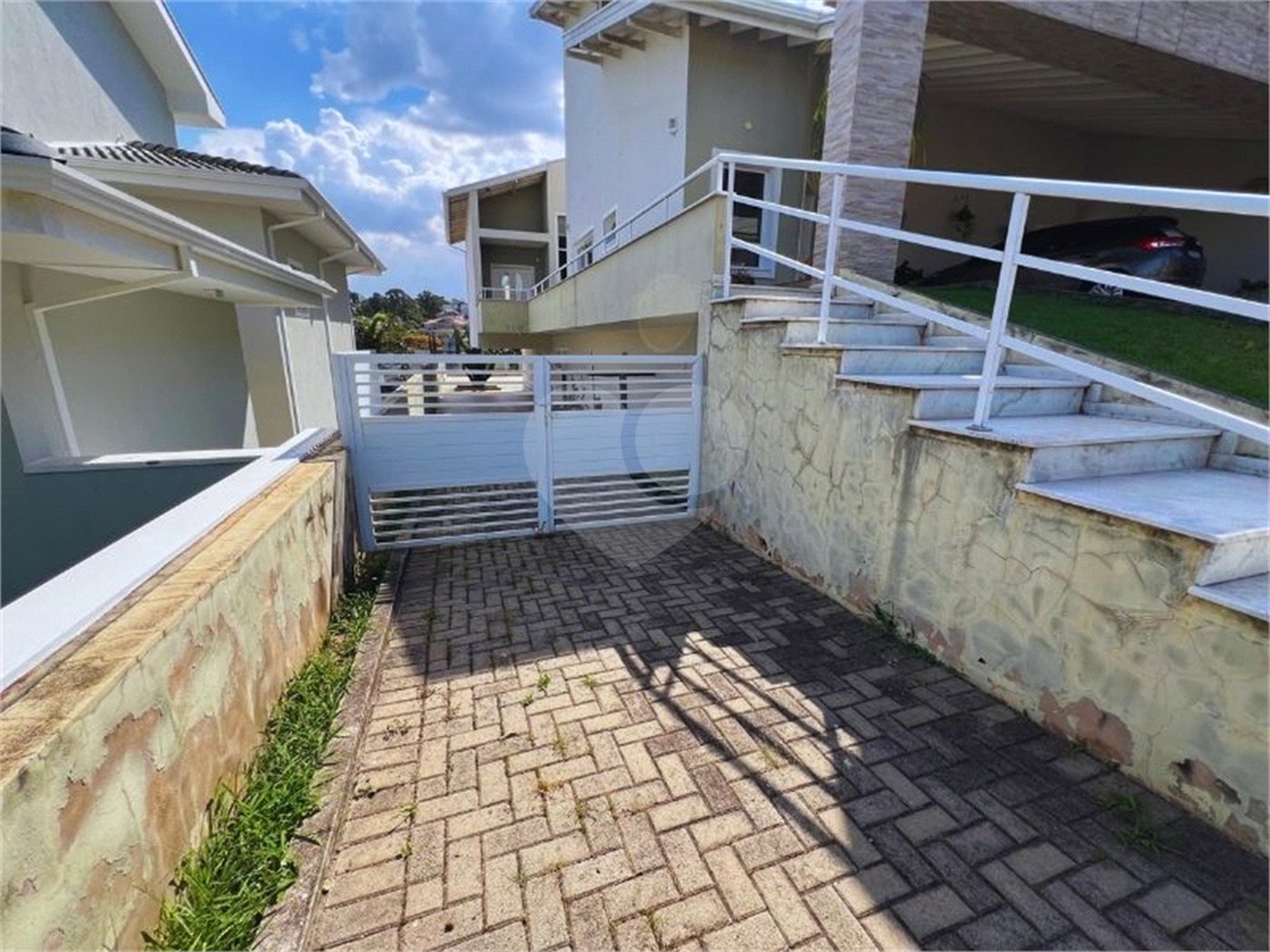 Apresento essa belíssima casa no Condomínio Delle Stelle - Louveira SP