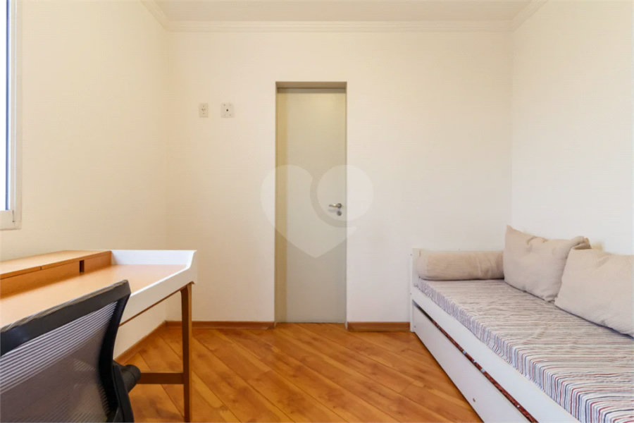 Vila Clementino - Apartamento na Rua Loefgren | 80 m² | 3 Dormitórios | 1 Suíte | 2 Vagas | Último Andar