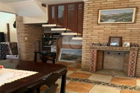 Clássica e elegante casa Alto Mooca - São Paulo