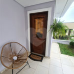 CASA A VENDA EM CONDOMINIO FECHADO RESIDENCIAL BELL PARK, JARDIM UIRA, 2 DORMITORIOS SENDO 1 SUÍTE,