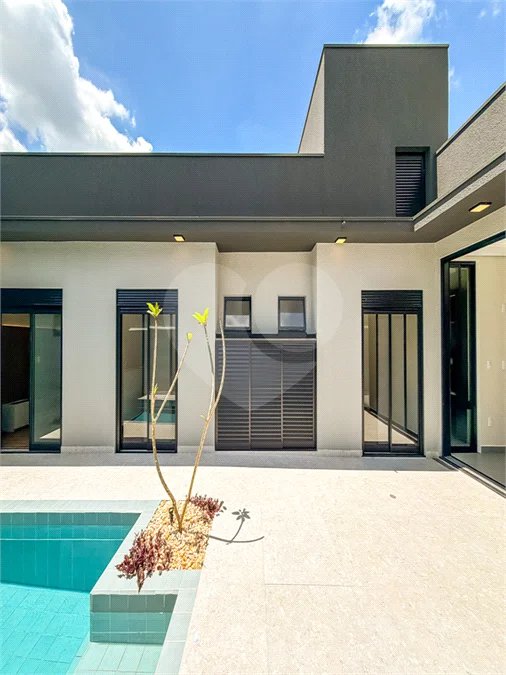 Casa Térrea Evidências - Indaiatuba/SP - R$ 1.950.000,00 - Área Total 307,33 m² - Área Construída 201,90 m² - TÉRREA - 03 suítes sendo a master com closet; Escritório; Lavabo; Cozinha com cooktop, forno, micro-ondas e coifa; Móveis planejados na hall de entrada, sala, escritório, cozinha, gourmet, s