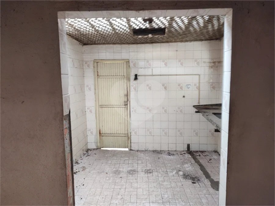 OPORTUNIDADE: Terreno à venda no Jardim Maristela com 250m2, 10 metros de frente!