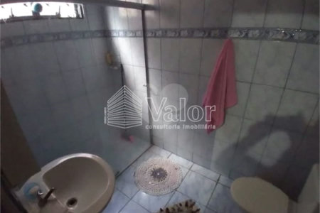 Casa Terreá á Venda.