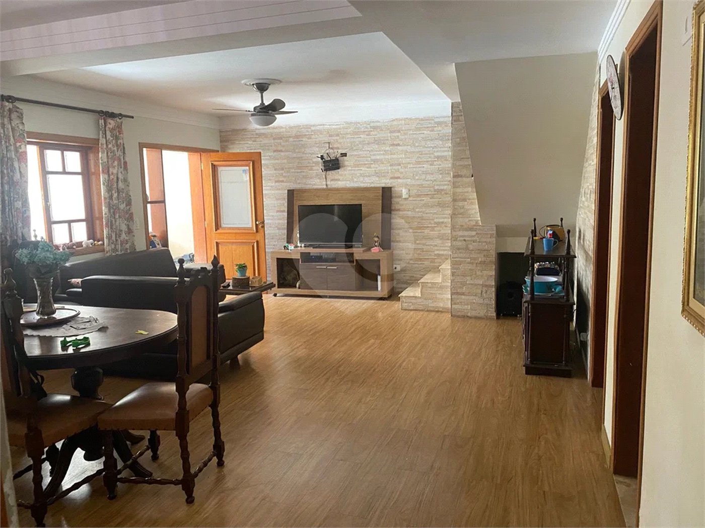 Casa à venda com 5 quartos no bairro Jardim Santa Silvia em Piracicaba/SP.