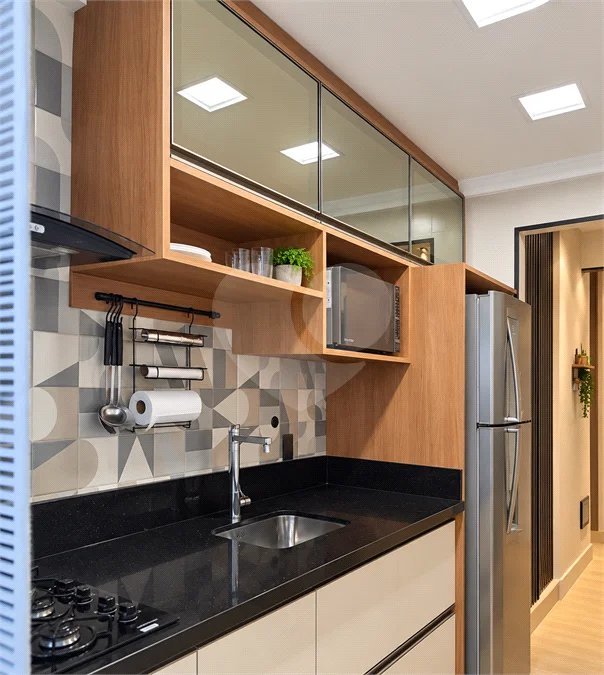 Apartamento reformado de 92 m² no Baeta Neves, com 2 dormitórios, 1 suíte, sala ampliada, área gourmet, 2 vagas, planejados e lazer completo.