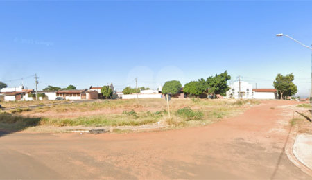 Terreno à venda em Parque Val de Palmas, Bauru, SP