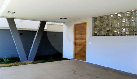 Casa à venda com 4 quartos, sendo 2 suítes,  no condomínio Parque Faber 3, São Carlos - SP