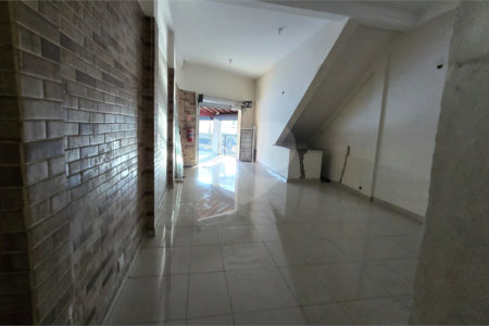 Salão 110m² comercial na Lucas Nogueira Garcez - Atibaia- SP
