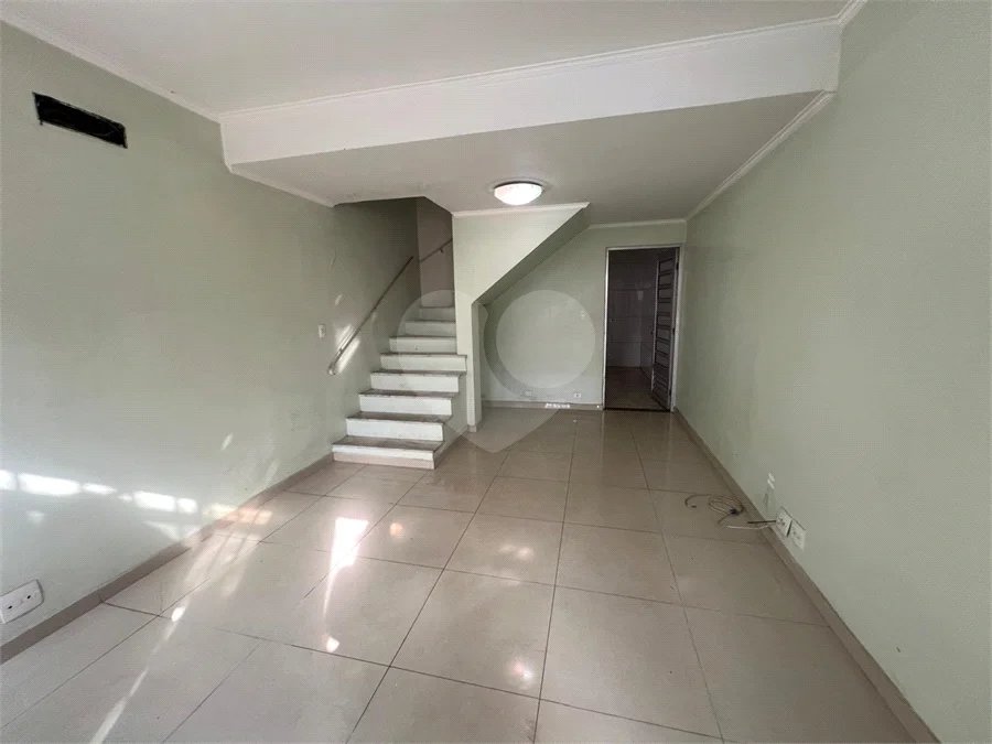 Casa 2 dormitórios na Vila Santa Catarina