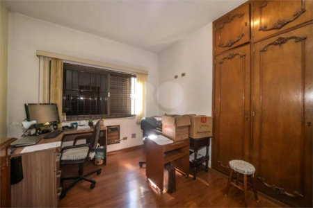 Casa Alto Padrão.Localização excelente. Venha conhecer. Agende uma visita.