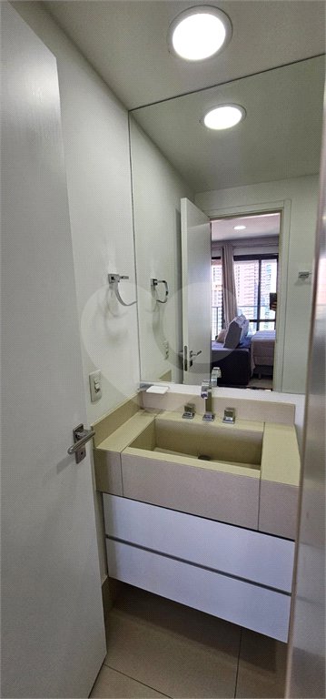 Apartamento Itaim Bibi São Paulo Vista Espetacular em Andar Alto com Varanda