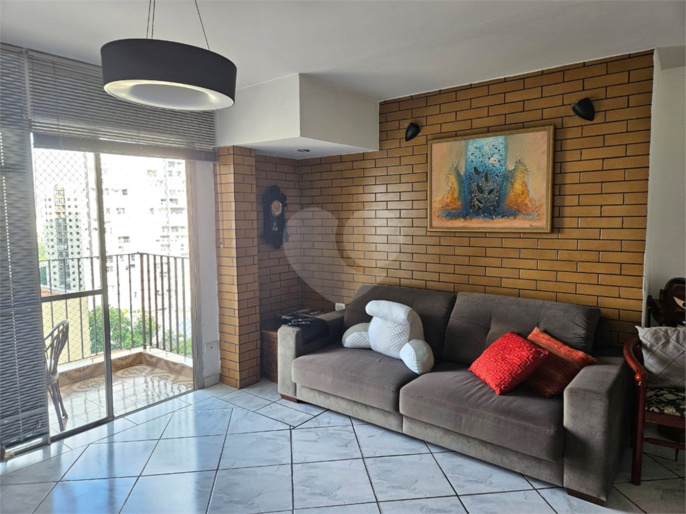 Apartamento, 3 dormitórios, 1 suíte e 2 vagas Vila Mariana