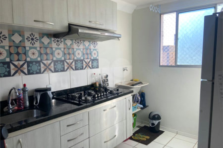 Apartamento no Condomínio Monte Olimpo.