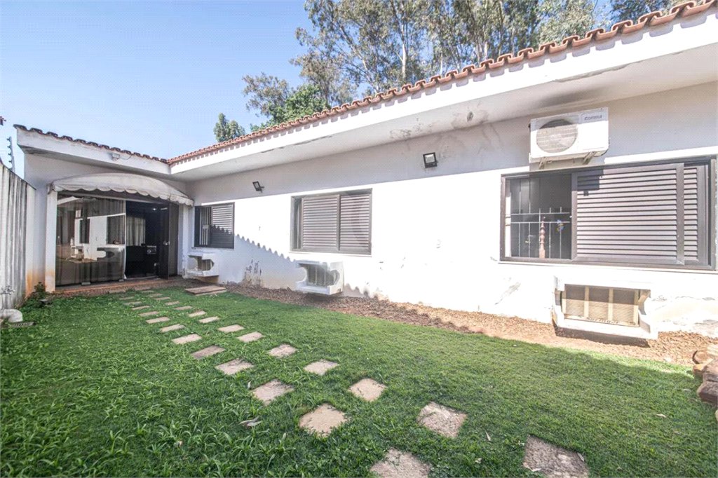 Casa Alto Padrão.Localização excelente. Venha conhecer. Agende uma visita.