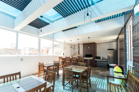 Apartamento mobiliado de 102 m² para locação no Centro de São Bernardo do Campo, com 3 dormitórios, 1 suíte, varanda gourmet com vista para o Paço Municipal, 2 vagas e lazer completo.