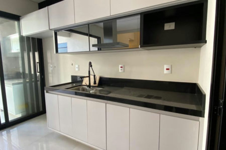 Casa à venda com 3 quartos, sendo 1 suíte, no condomínio Terras da Estancia, Paulínia- SP