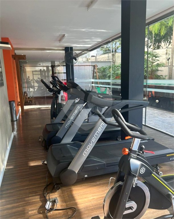Apartamento 2 quartos, sendo 1suíte. 2 banheiros. Cozinha americana. Living com 2 ambientes com varanda gourmet,