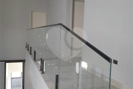 MAGNÍFICA CASA de 250 m² para VENDA NO CONDOMÍNIO VALE DAS AGUAS EM BRAGANÇA PAULISTA