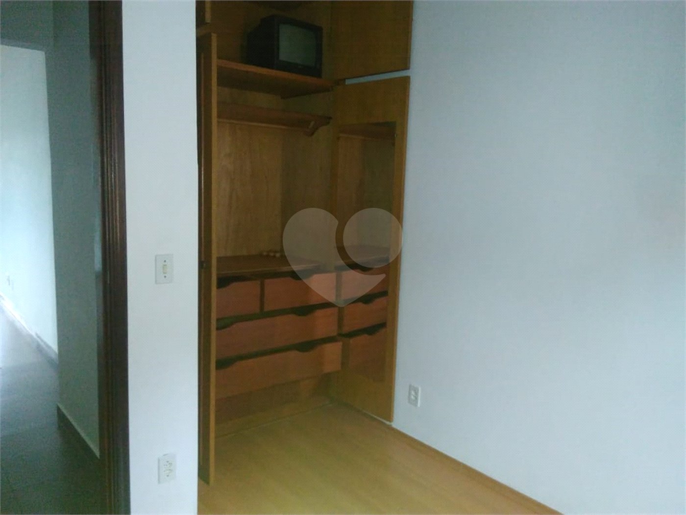 Sobrado venda ou locação HORTO com 254m2, 4 quartos, 2 sala, 2 cozinha, quintal e 3 vagas de garagem