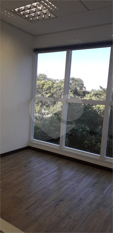 Prédio para alugar em Vila Salles, Atibaia, SP