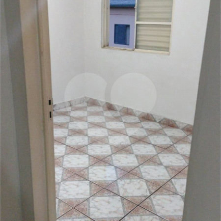 Apartamento com 2 dormitórios.