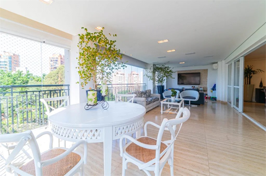 Apartamento para venda no condomínio Piazza Suprema - Praça Visconde de Souza Fontes