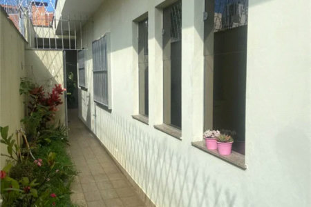 Espaçosa Casa Térrea para locação - Vila Ipojuca
