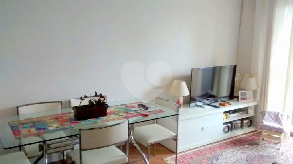 Belo Apartamento a Venda na Agua Rasa