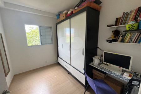 Apartamento de 49m2 á venda, no Parque das Oliveiras, em São Carlos.