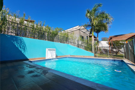 Casa com 4 dormitórios à venda, 214 m² por R$ 1.890.000 - Parque Arco Iris - Atibaia/SP