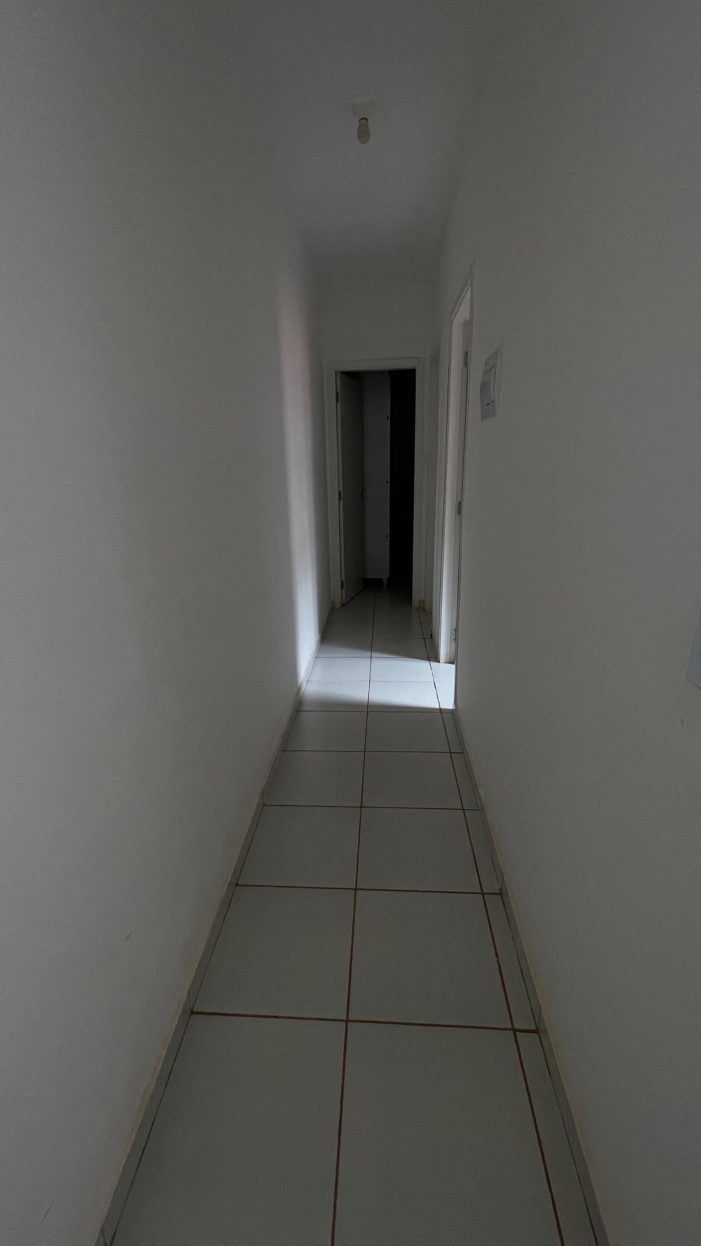 Casa à venda com 2 quartos no condomínio Eco Ville 3, Três Lagoas - MS