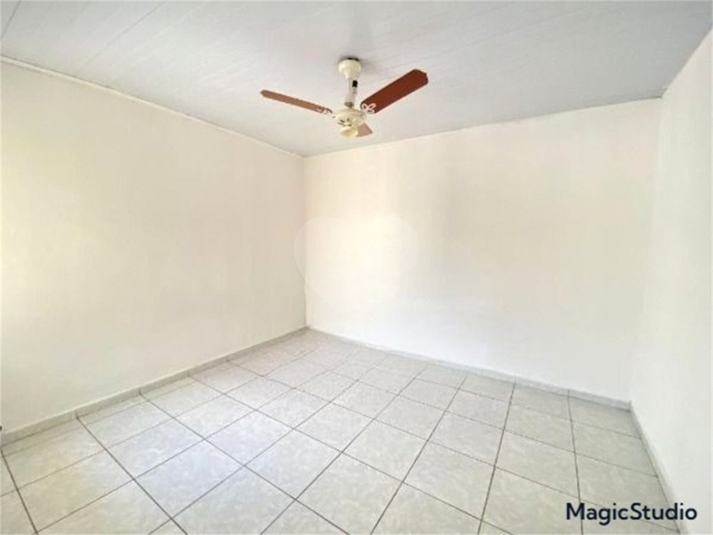 Casa com 224m², 3 dormitórios, 4 vagas, à venda na Vila Ema.