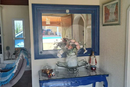 Casa Ampla com 5 Dormitórios, Piscina e Lazer Completo em Terreno de 1.260 m²