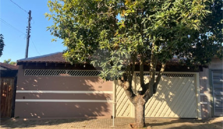 Casa Térrea à venda com 3 quartos em Jardim São Carlos 5, São Carlos, SP