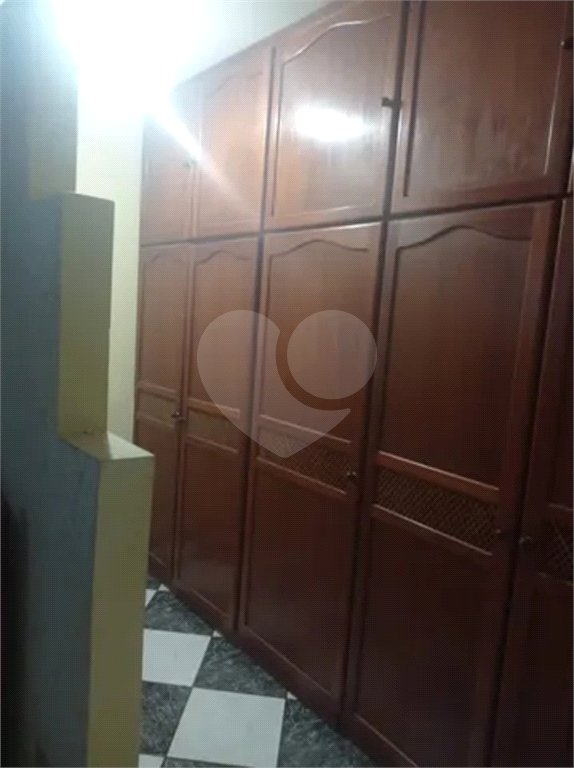 CASA A VENDA, PARQUE BANDEIRANTES, 3 DORMITORIOS 1 SENDO SUÍTE, 2 VAGAS DE GARAGEM, SJC/SP