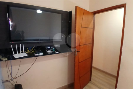 Casa à venda na região do Santa Felícia.