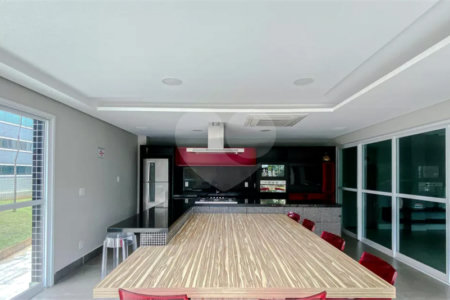 Apartamento Mobiliado no Anália Franco