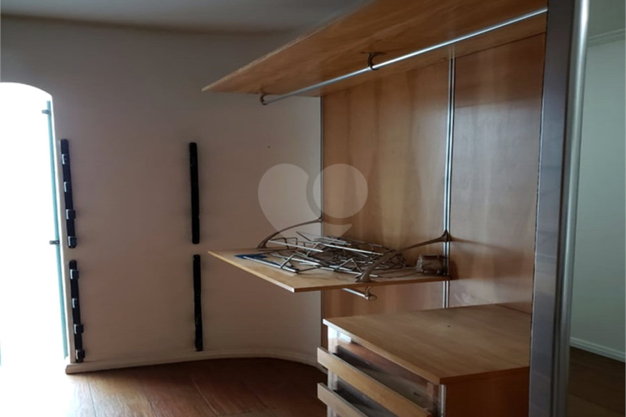 Sobrado à venda com 3 quartos, sendo 1 suíte,  em Vila Maria, São Paulo, SP