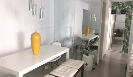 Apartamento à venda com 3 quartos, sendo 1 suíte,  em Vila Regente Feijó, São Paulo, SP