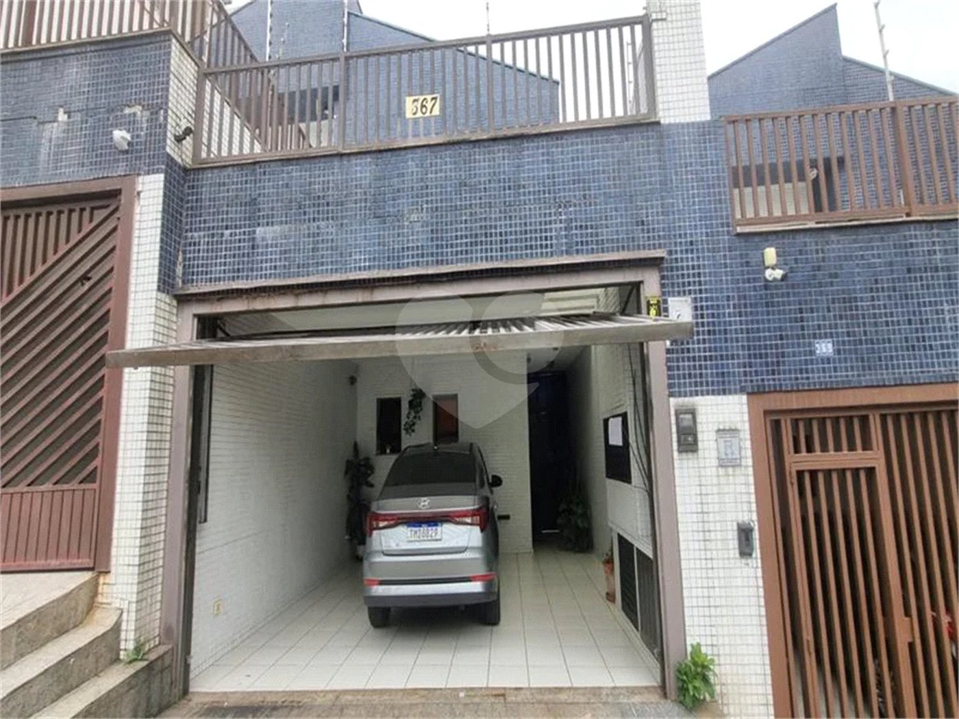 Sobrado à Venda na Aclimação - 150 m² - 2 Salas, 3 Dorms, 2 Vagas.