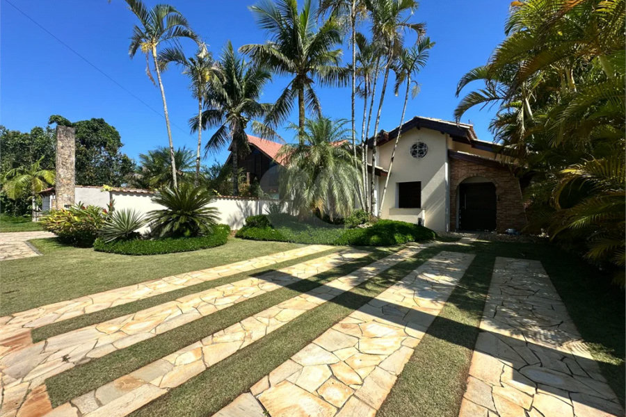 Casa à venda com 4 quartos, sendo 2 suítes, em Morada da Praia, Bertioga, SP