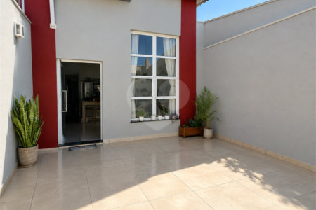 CASA À VENDA – JARDIM VENEZA