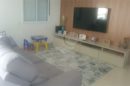 Apartamento maravilhoso na Mooca com 151m e 3 dormitórios,2 suítes e 3 vagas..
