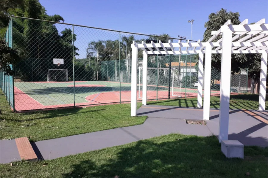 Excelente terreno à venda no condomínio Terras de Piracicaba V - topografia plana - financia