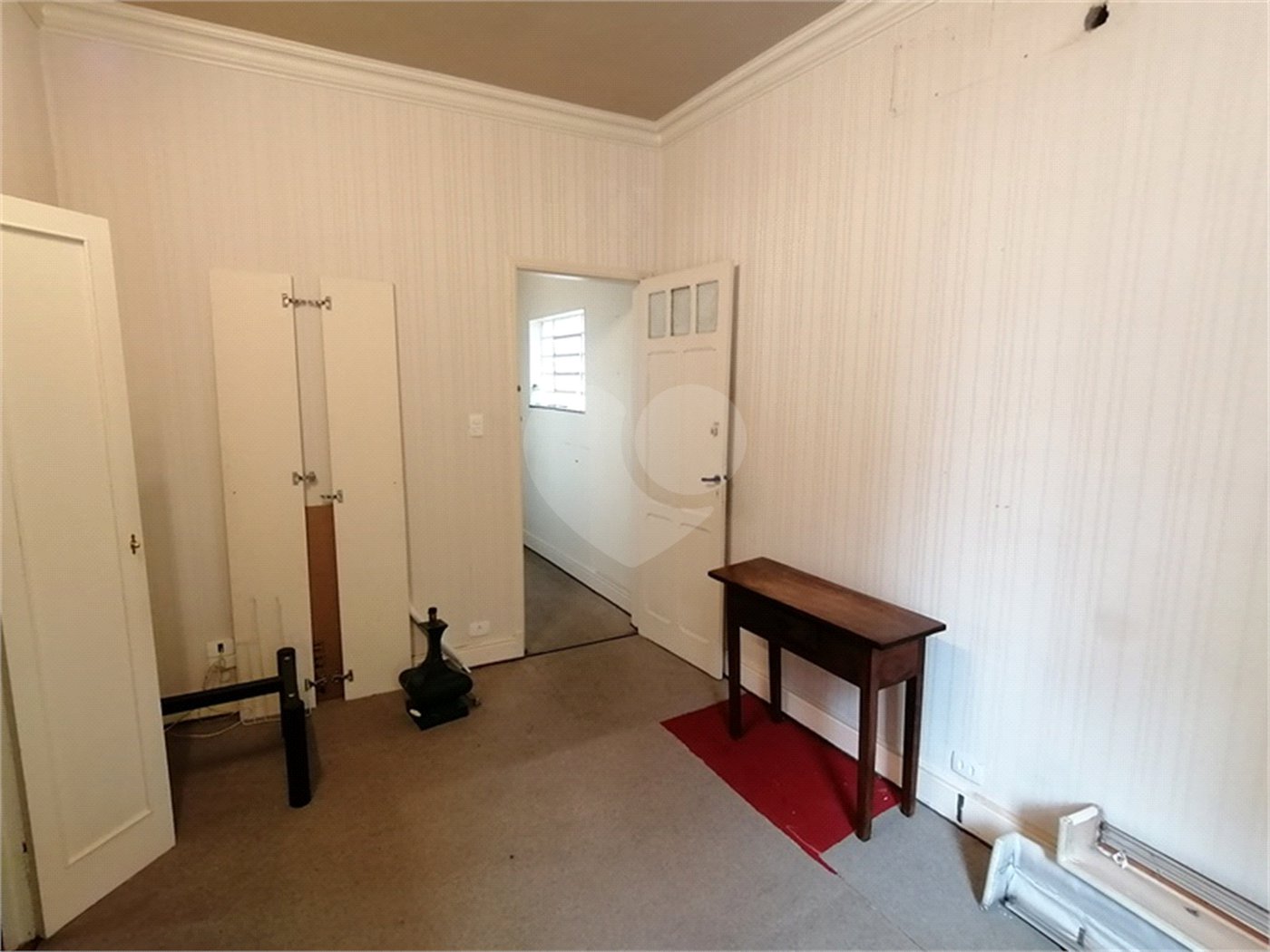 CASA À VENDA NA VILA MARIANA, 280m2, 5Q, 2 VAGAS DE GARAGEM.