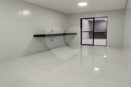Sobrado à venda na Vila Carrão, 3 quartos (1 suíte)