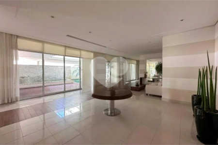 Apartamento para locação no Campo Belo com 51m², com 1 dormitório, 1 vaga, e lazer completo