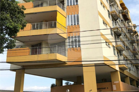 Venda ou aluguel de apartamento no centro de Campo Grande com 2 quartos, varanda e elevador !
