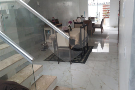 Sobrado no residencial Real Park Tietê