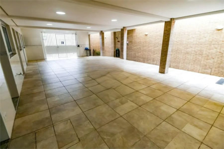 Sobrado à venda com 4 quartos, sendo 1 suíte, em Vila Sônia, São Paulo, SP